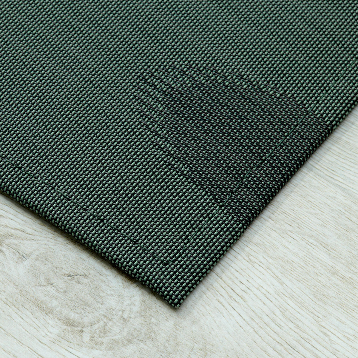 Shuttle Kale Detail